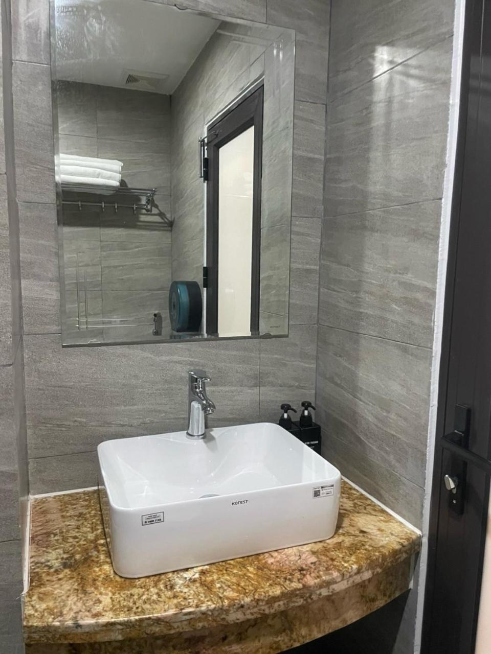 Kim Thanh Hotel, Vinh Phuc - Near Heron Lake Golf, Dam Vac Vinh Yen Dış mekan fotoğraf